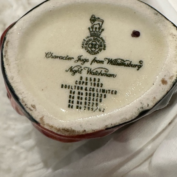 6 Miniature Royal Doulton Character Toby Mugs Jugs - Picture 6 of 16